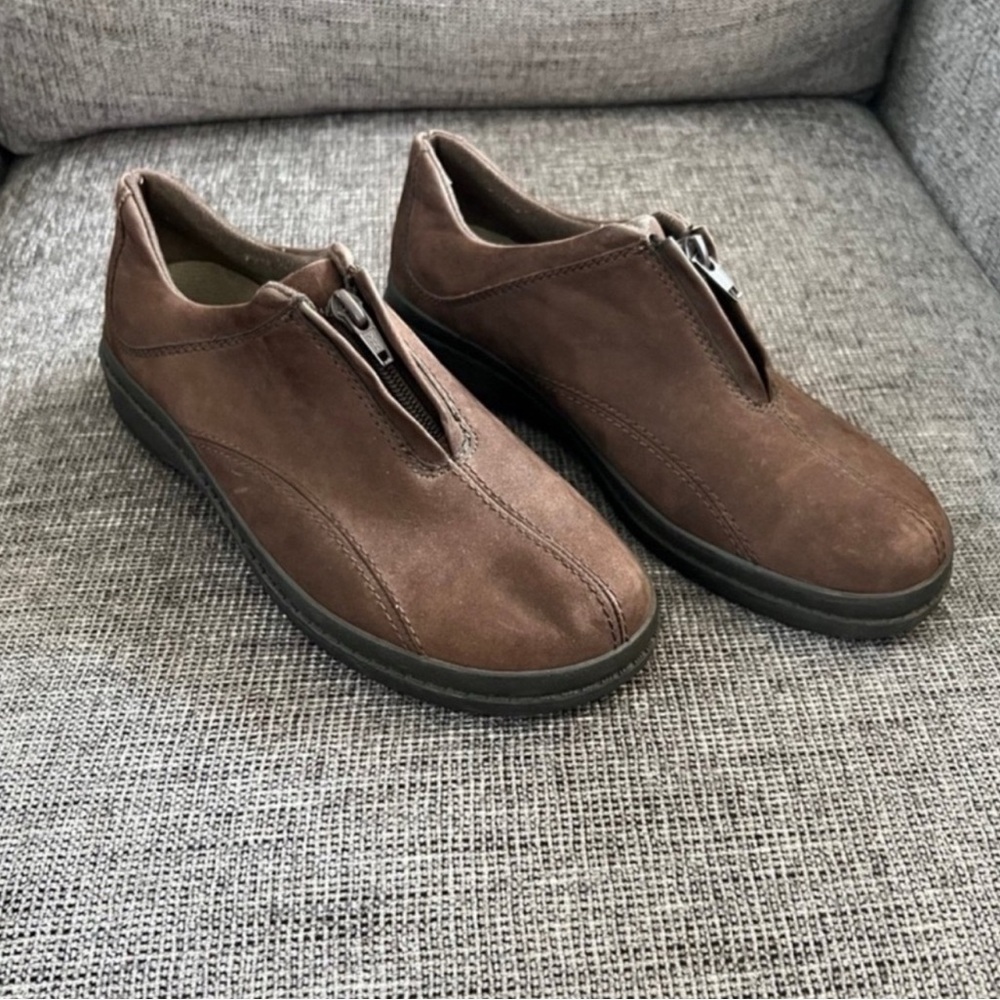 Easy Spirit Brown Slip On Watford Shoes 8.5